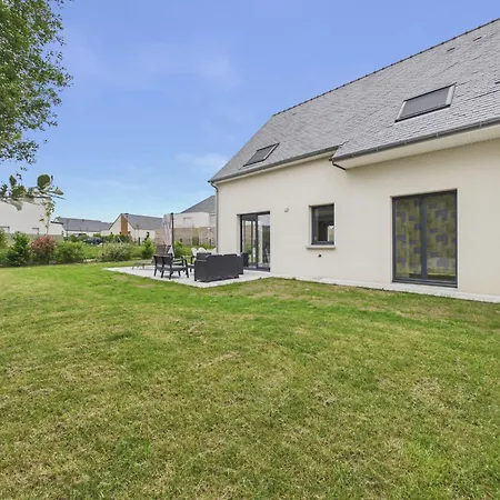 950m De La - Maison Familiale Avec Jardin 別荘